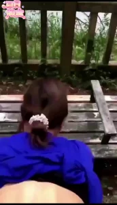 良家大姐，老公出差了，在家寂寞的很，约我出去遛弯，公园里没人果断后入