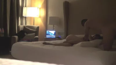 【淫妻】和搔妻一起多人活动日常